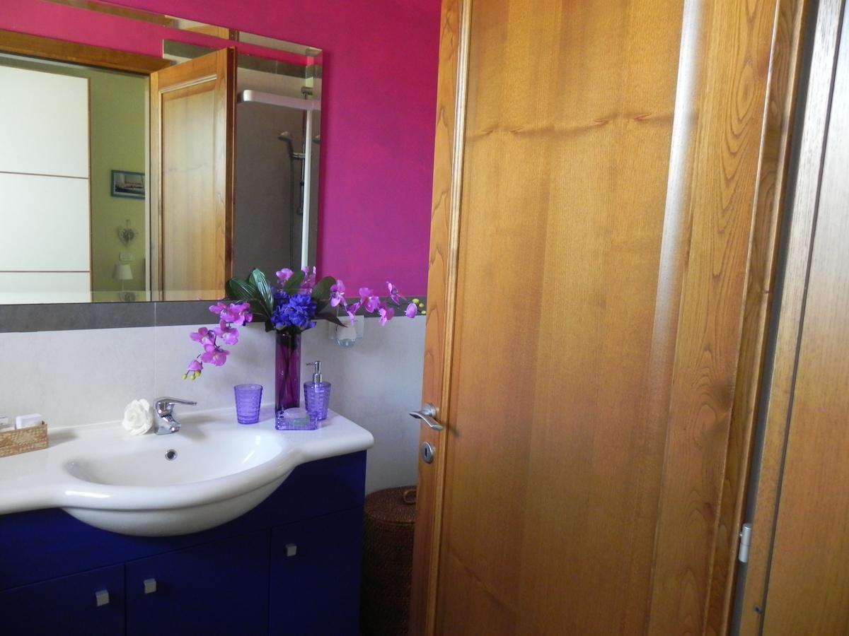 B&B Monte Di Bu Bagno Roselle Bilik gambar